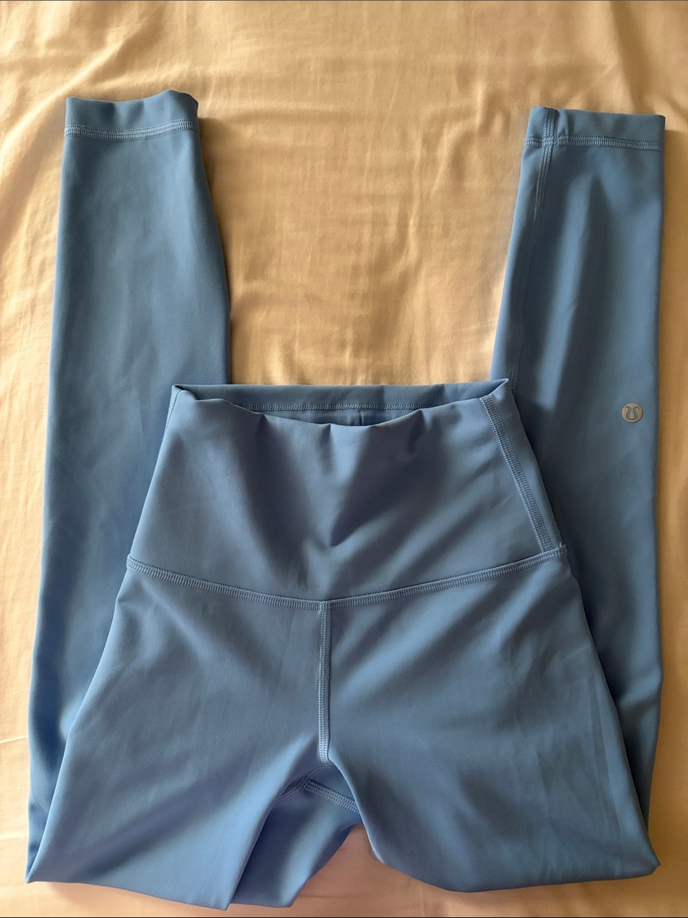 Lululemon Wunder Train 25” Size 2 Leggings